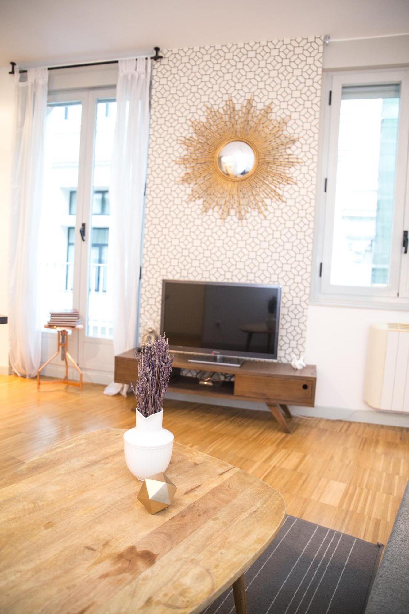 Apartamentos Moratin Las Letras Madrid Dış mekan fotoğraf